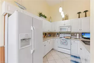 2565 Aspen Creek Ln, Naples, FL 34119 - Photo 16