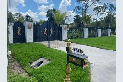 1890 Oakes Blvd #A, Naples, FL 34119 - Photo 2