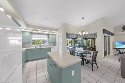 2569 SW 27th Ave, Cape Coral, FL 33914 - Photo 10