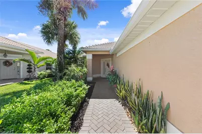 9923 Horse Creek Rd, Fort Myers, FL 33913 - Photo 4