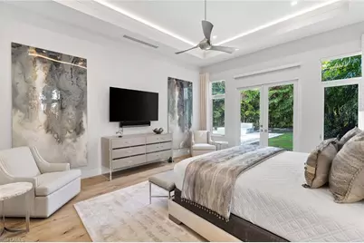 720 Orchid Dr, Naples, FL 34102 - Photo 26