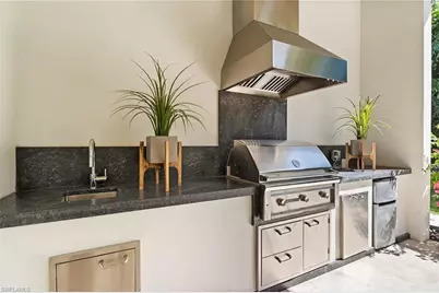 720 Orchid Dr, Naples, FL 34102 - Photo 42