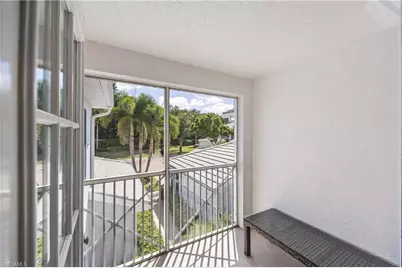 7050 Barrington Cir #202, Naples, FL 34108 - Photo 18