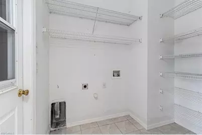 2526 NE 2nd Pl, Cape Coral, FL 33909 - Photo 20