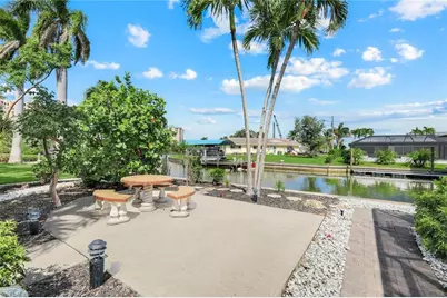8552 Lagoon Rd, Fort Myers Beach, FL 33931 - Photo 28
