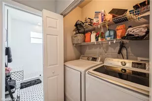 290 Robin Hood Cir, Naples, FL 34104 - Photo 36