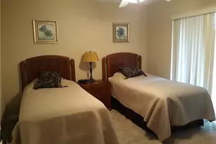 600 Neapolitan Way, Naples, FL 34103 - Photo 6