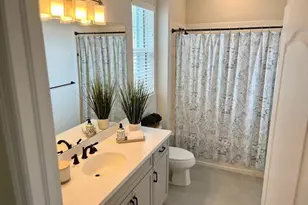 6940 Avalon Cir, Naples, FL 34112 - Photo 10