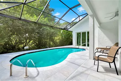 2515 Royal Palm Ct, Naples, FL 34103 - Photo 2