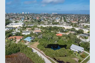 1864 Granada Dr, Marco Island, FL 34145 - Photo 10