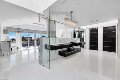 260 Channel Dr, Naples, FL 34108 - Photo 20