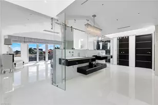 260 Channel Dr, Naples, FL 34108 - Photo 20