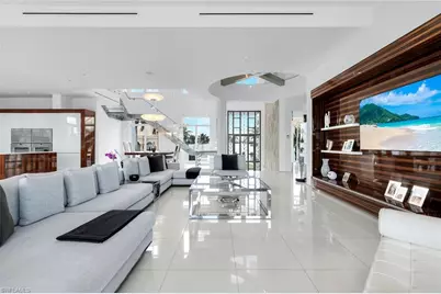 260 Channel Dr, Naples, FL 34108 - Photo 6