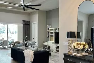 3411 Sandpiper Way, Naples, FL 34109 - Photo 8