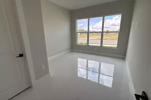 8751 Oceana Wy, Naples, FL 34114 - Photo 10