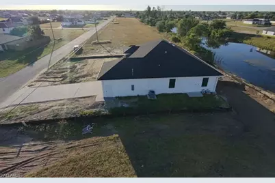 31 NW 19th Ter, Cape Coral, FL 33993 - Photo 36