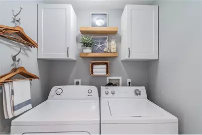 102 Palm Frond Ct, Naples, FL 34104 - Photo 12