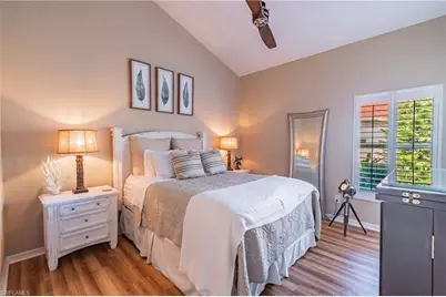 102 Palm Frond Ct, Naples, FL 34104 - Photo 8