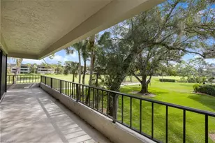 103 Clubhouse Ln, Naples, FL 34105 - Photo 2