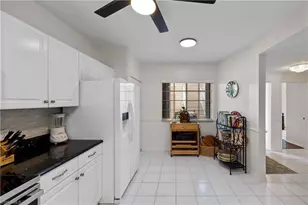 9022 Michael Cir, Naples, FL 34113 - Photo 12