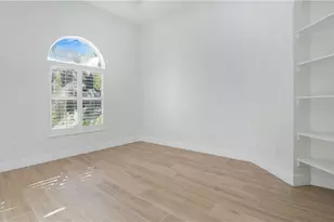 111 17th St NW, Naples, FL 34120 - Photo 8