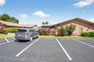 6310 Royal Woods Dr, Fort Myers, FL 33908 - Photo 20