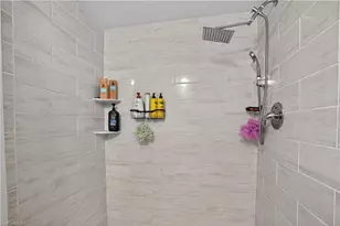 6310 Royal Woods Dr, Fort Myers, FL 33908 - Photo 12