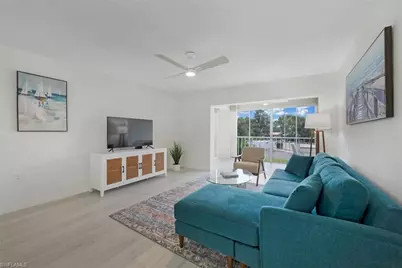 5 High Point Cir W #212, Naples, FL 34103 - Photo 2
