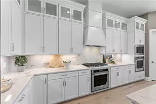 2031 Don Benito Wy, Naples, FL 34120 - Photo 6