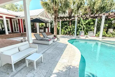 245 Broad Ave S, Naples, FL 34102 - Photo 10