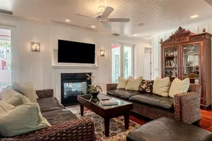 245 Broad Ave S, Naples, FL 34102 - Photo 20