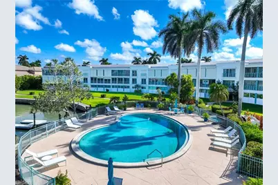 383 Harbour Dr #309, Naples, FL 34103 - Photo 12