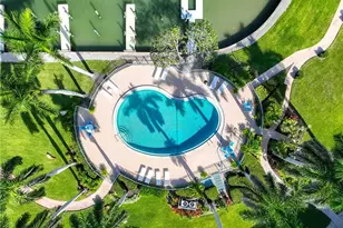 383 Harbour Dr, Naples, FL 34103 - Photo 22