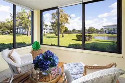 301 Courtside Dr, Naples, FL 34105 - Photo 12