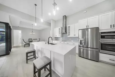 1123 NW 40th Pl, Cape Coral, FL 33993 - Photo 8