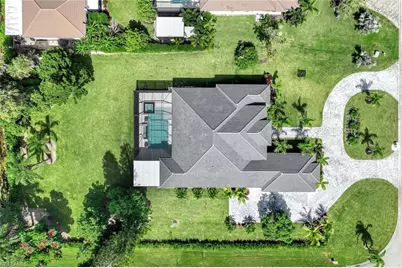 10493 Winterview Dr, Naples, FL 34109 - Photo 40