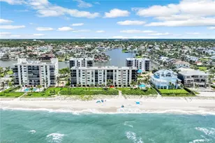 10475 Gulf Shore Dr, Naples, FL 34108 - Photo 24