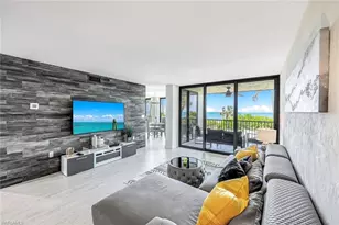 10475 Gulf Shore Dr, Naples, FL 34108 - Photo 1