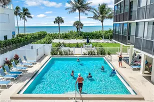 10475 Gulf Shore Dr, Naples, FL 34108 - Photo 28