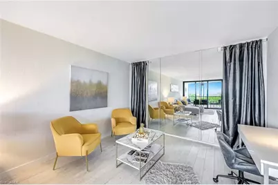 10475 Gulf Shore Dr #112, Naples, FL 34108 - Photo 4