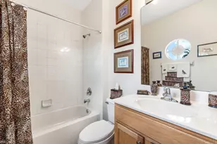 3951 Cherrybrook Loop, Fort Myers, FL 33966 - Photo 14