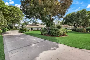 12888 Valewood Dr, Naples, FL 34119 - Photo 32