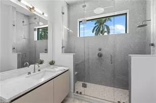 1800 Crayton Rd, Naples, FL 34102 - Photo 20