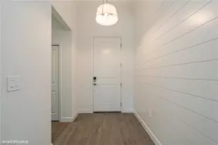 19121 Hinkley Dr, Estero, FL 33928 - Photo 2