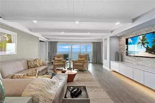 9051 Gulf Shore Dr, Naples, FL 34108 - Photo 4