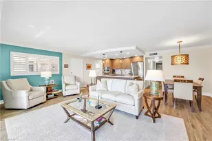 222 Harbour Dr, Naples, FL 34103 - Photo 4