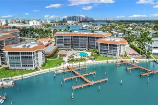 222 Harbour Dr, Naples, FL 34103 - Photo 26