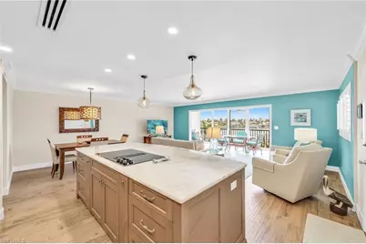 222 Harbour Dr #310, Naples, FL 34103 - Photo 10