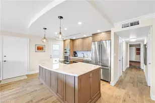 222 Harbour Dr, Naples, FL 34103 - Photo 12