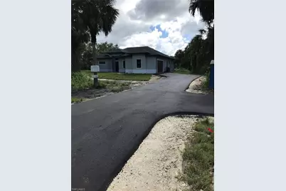 2863 52nd Ave NE, Naples, FL 34120 - Photo 8